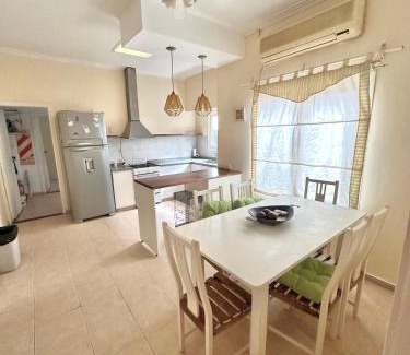 Yerba Buena House | Casa divina