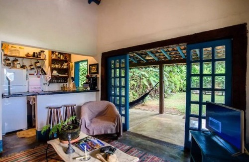 Borrifos House | Casa do Pátio - Sitio Ilhabela Houses on the Coast