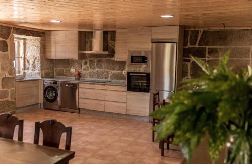 A Lama House | Casa dos Muiños