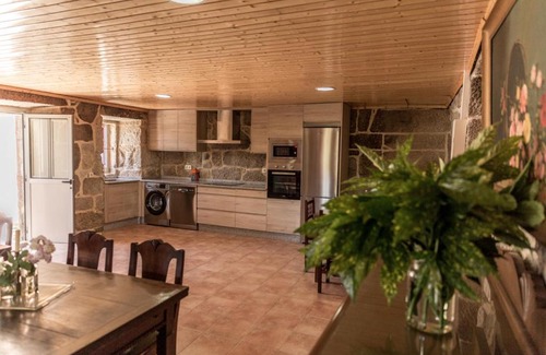 A Lama House | Casa dos Muiños