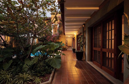 Ruta Independencia House | Casa Dos Parques Pool Garden Design Location