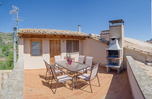 Beceite House | Casa El Puente 2 - Relax, Confort, Terraza y Barbacoa