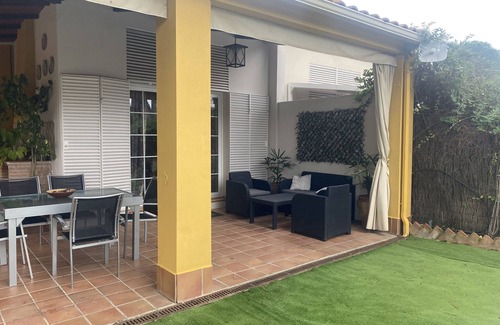 Las Jaras House | Casa el Rincón del Lago Rural Lodging