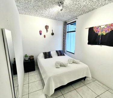 Antigua Guatemala Bed & Breakfast | Casa ELA Candelaria