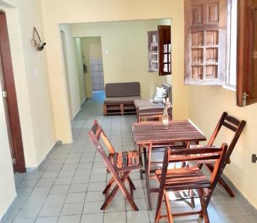 Liberdade House | Casa em Campina Grande, Bairro tranquilo, Próximo ao centro, 2 Quartos, Garagem