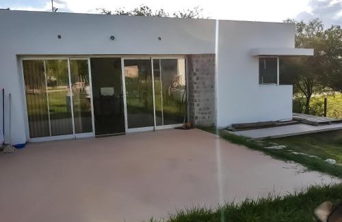 Juan Martin de Pueyrredon House | Casa en Alta de Los Puquios