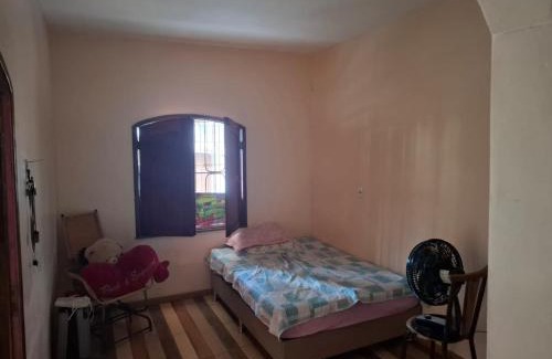 Sacramenta House | Casa espaçosa bem localizada