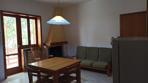 Aradeo House | Casa Ester