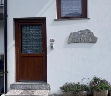 Fiou Apartment | Casa ex bar Fiolet