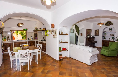 Chiesa Nuova Villa | Casa Fiorita, a corner of paradise