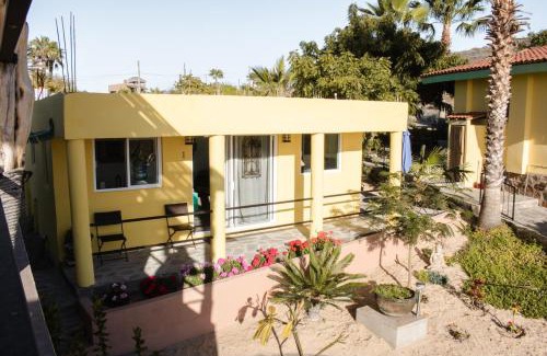 Todos Santos House | Casa Flores Casitas