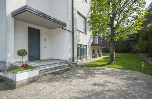 Villa Guardia Apartment | Casa Foscolo Superior Apartment