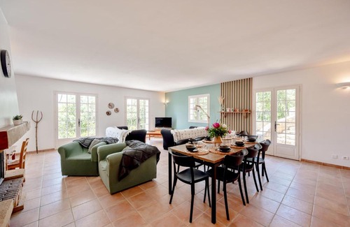 Entrecasteaux House | Casa Hestia - Avec piscine privée