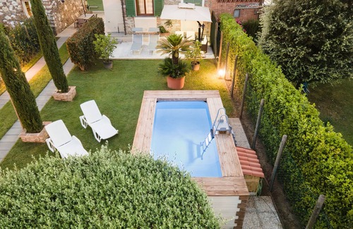 Lammari Ski Chalet | Casa I Tre Cipressi with Swimming Pool