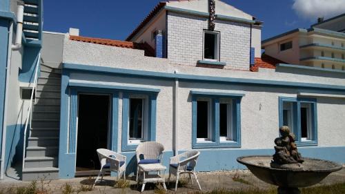 Salcidos House | casa indiana en A Guarda con piscina