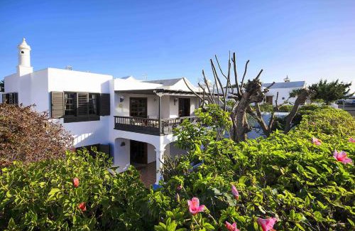 Playa del Cable Villa | Casa Jardin ideal para familias