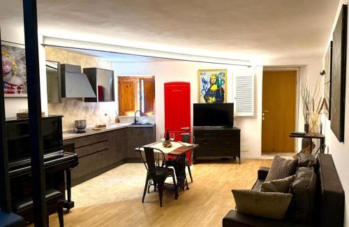 Monti House | Casa JULIA