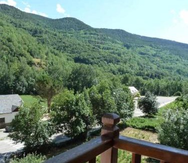 Ainet de Besan House | Casa La Lourdes