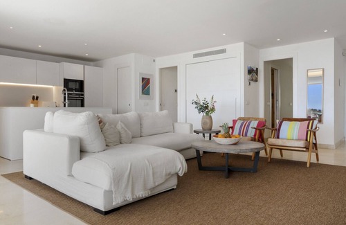 Marbella Apartment | Casa La Morelia - 2 Bed with Stunning Views!