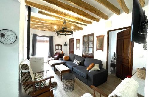 Almegijar House | Casa Las Cuadras 2