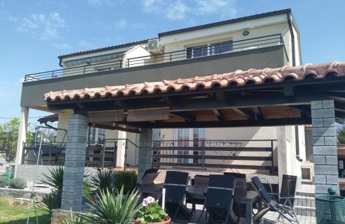 Sarsoni Apartment | Casa Laura