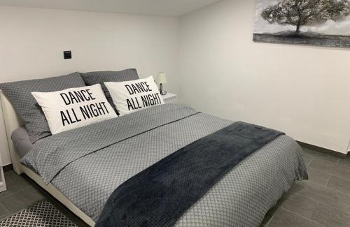 Sarsoni Apartment | Casa Laura