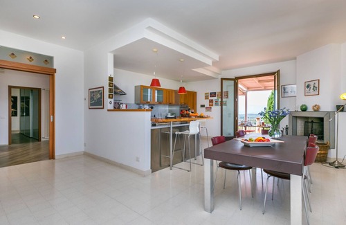 San Donato in Poggio Apartment | Casa Lensi by Interhome