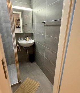 Lausanne Apartment | Casa Leo