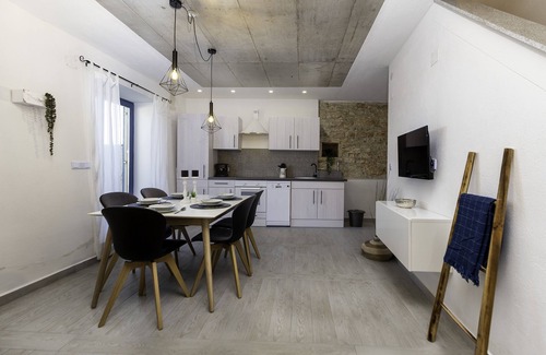 Butkovici House | Casa Leona Istriana, stylishly renovated stone house with historical charm