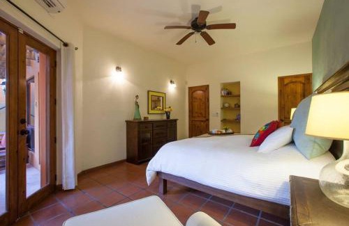 La Paz House | Casa Linda