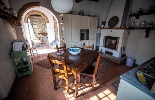 Pieve di Compito Villa | Casa Locci, villa with swimming pool a stone's throw from Lucca