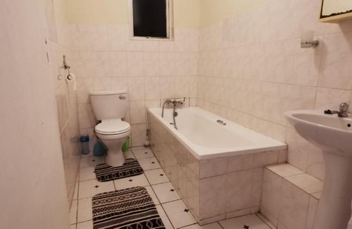 Durban North Apartment | Casa longe 2