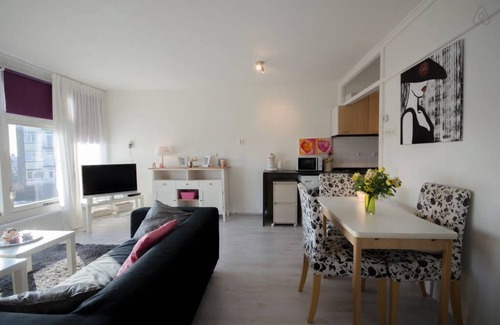 Zandvoort Apartment | Casa Luma: Apartment with free parking