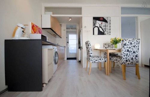 Zandvoort Apartment | Casa Luma: Apartment with free parking