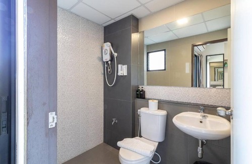 Chan Kasem Hotel | Casa Luxe Hotel and Resident