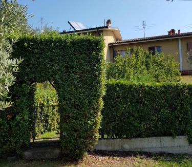 Gaino House | Casa Malina Ferienhaus im Grünen am Gardasee