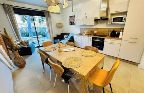 Pineto Villa | - Casa Marana - beachfront