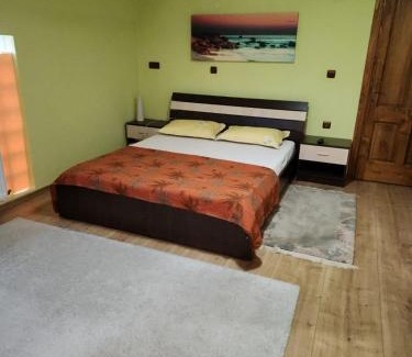 Orlat House | CASA Maria