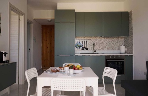 Torre Saracena Apartment | Casa Marisa, Salento by design. Within walking distance of the pearls of Salento!