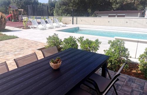 Banjole Apartment | Casa Matea - 90 m from the sea, NEW Private swimming pool