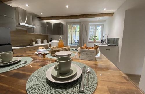 Haulme House | Casa mattmila