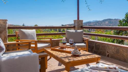 Guaro Villa | Casa Maza Guaro by Ruralidays