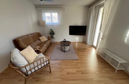 Terre di Pedemonte House | Casa Medusa - con piscina, a 2 minuti dalla stazione