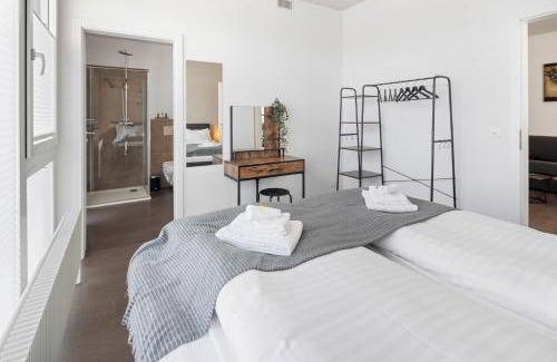 Langenthal Apartment | Casa Milla, Apartment Wuhr - Zentrales Loft am Fluss mit Balkon & Parkplatz