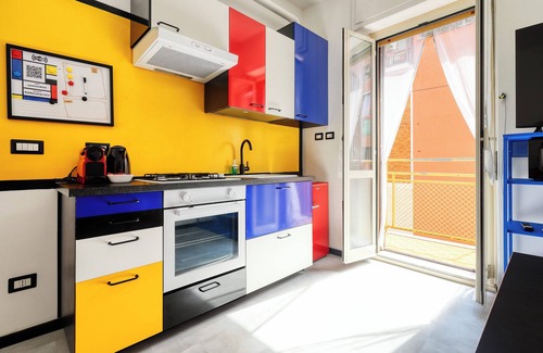 Crescenzago Apartment | Casa Mondrian; AC and fast Wi-Fi