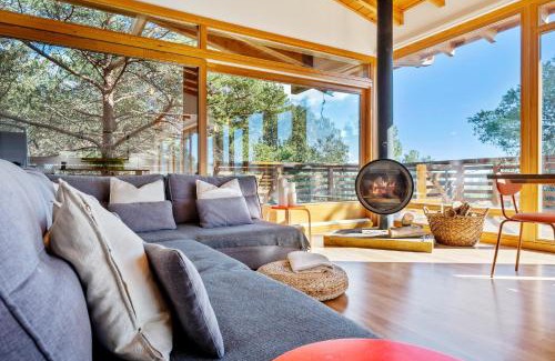 Montreal House | Casa nórdica en el bosque con vistas al mar