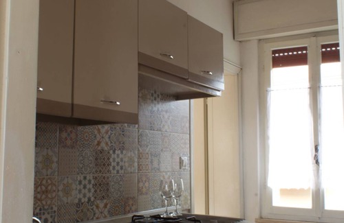 Peschiera del Garda Apartment | 'Casa Natalia' vacation House with self catering apartment Garda lake