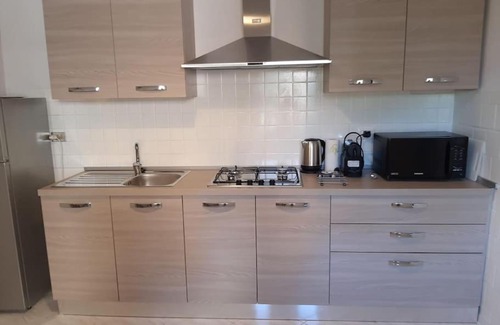 Arma di Taggia House | Casa Noemi, a pochi passi dalle spiagge e dal centro di Arma di Taggia.