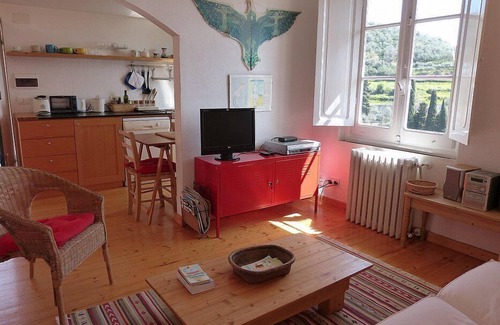 Chiavari House | Casa Oleandro B: An elegant and welcoming apartment, with Free WI-FI.