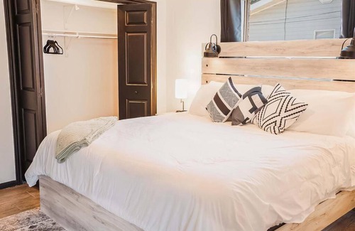 Chandler House | Casa on the Cove